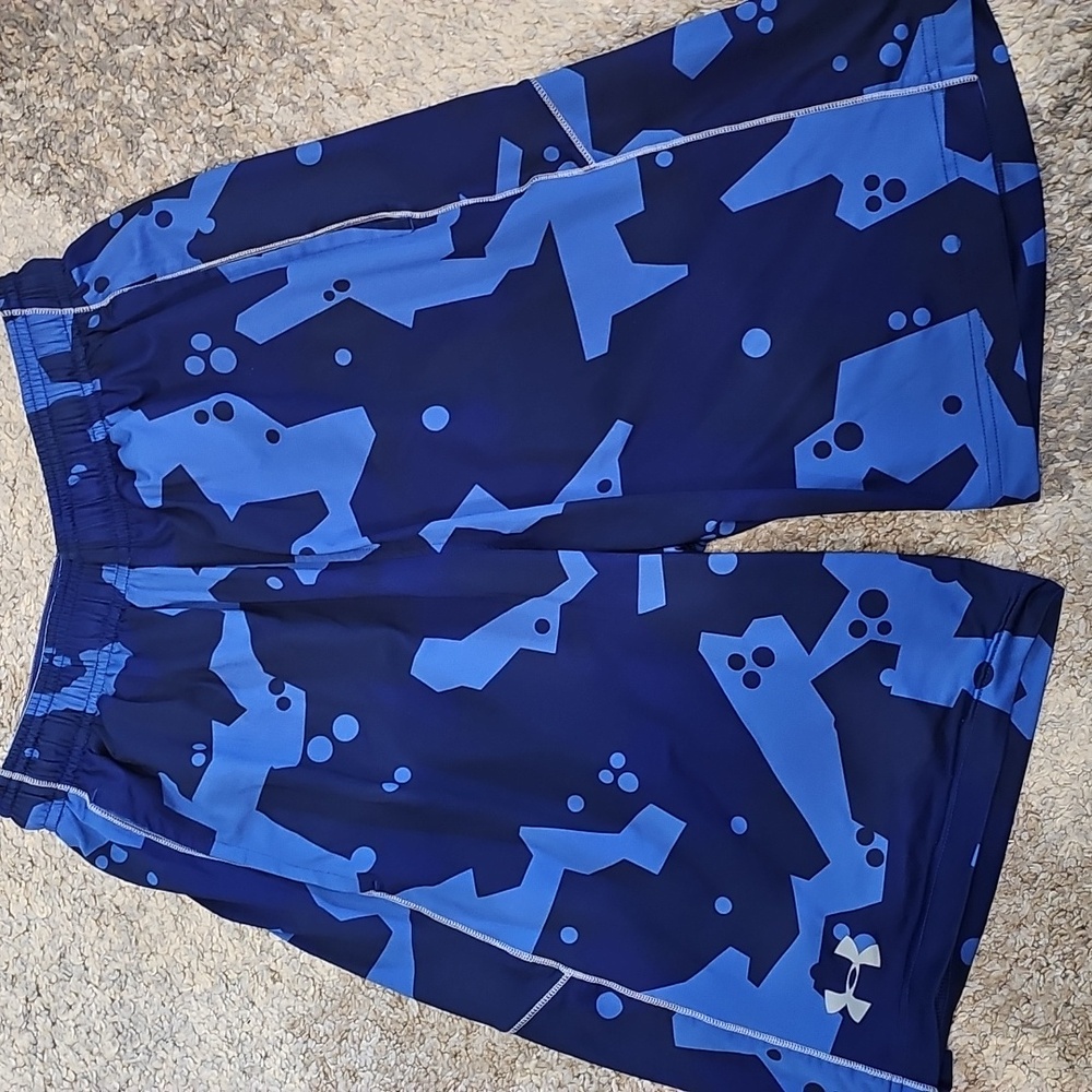 Under Armour Men's small
